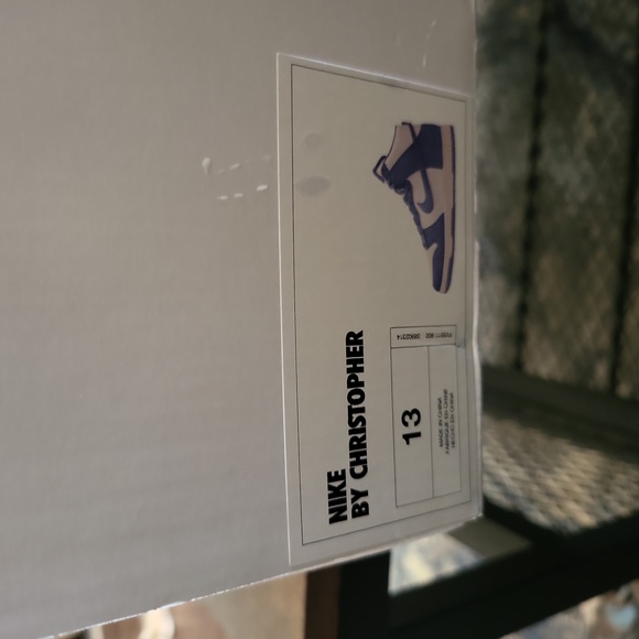 Nike Custom UNC Dunks - Picture 5 of 5